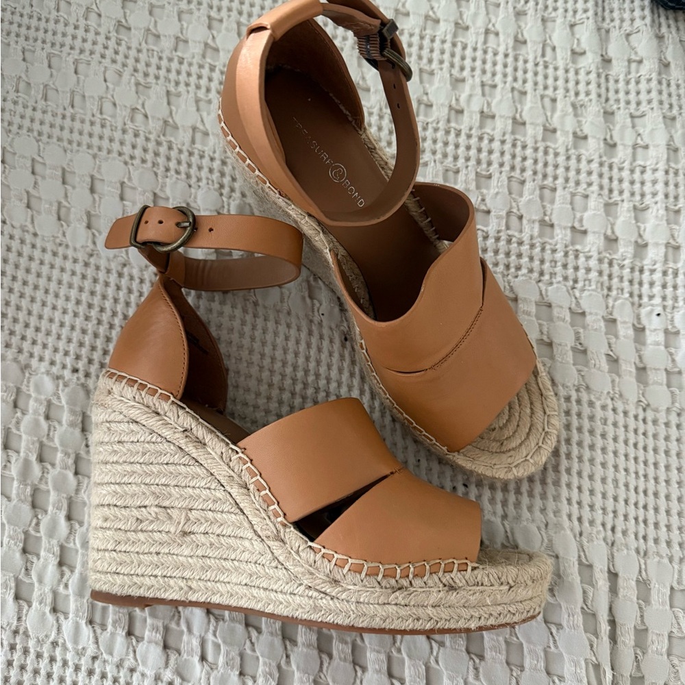 Naturalizer Tan Wedge Sandals